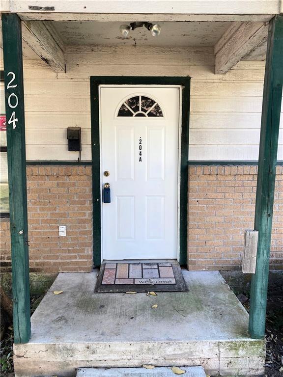 204 Hall St # A, Elgin, TX 78621