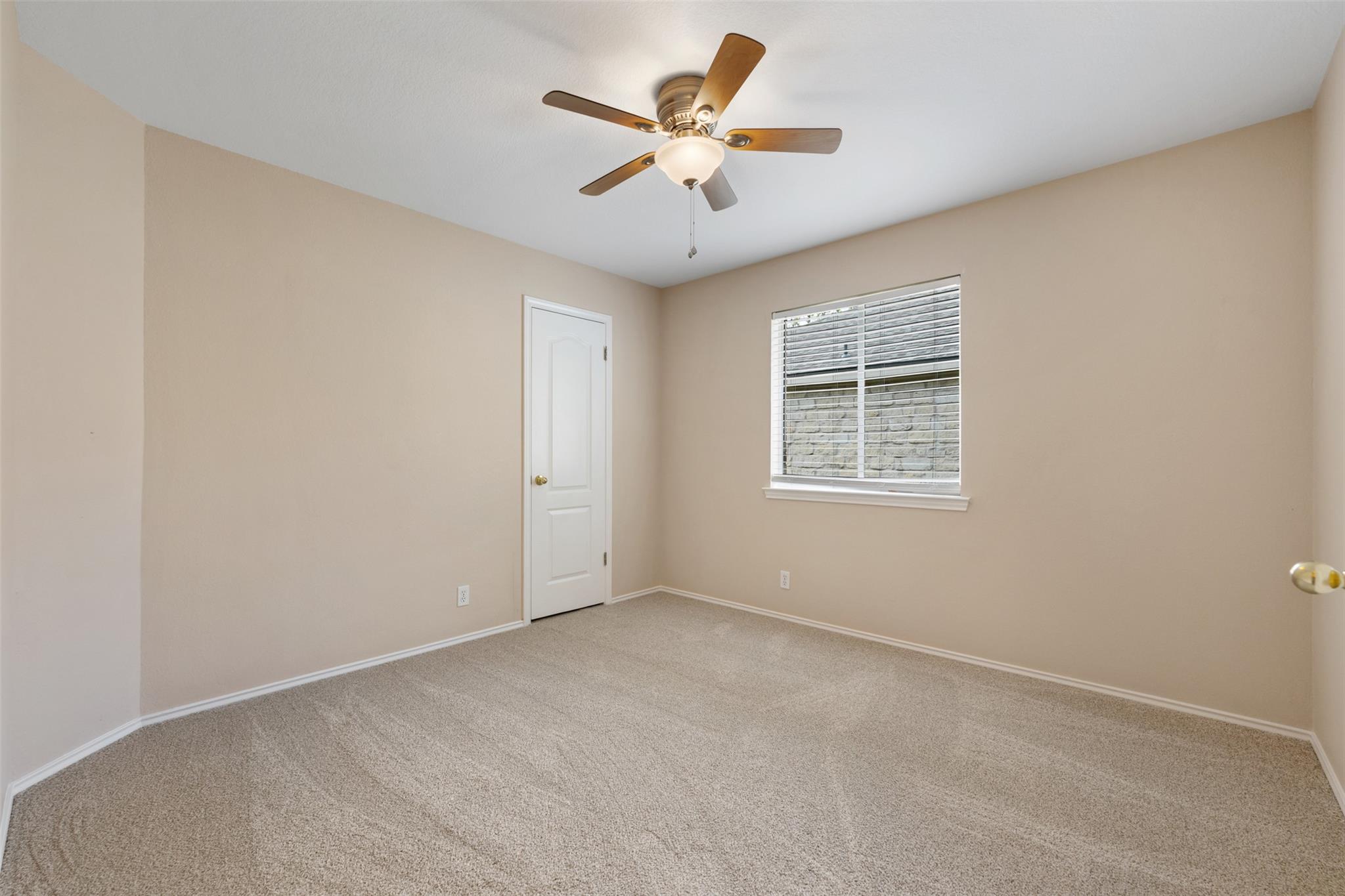 8008 Tonkinese Dr, Round Rock, TX 78681