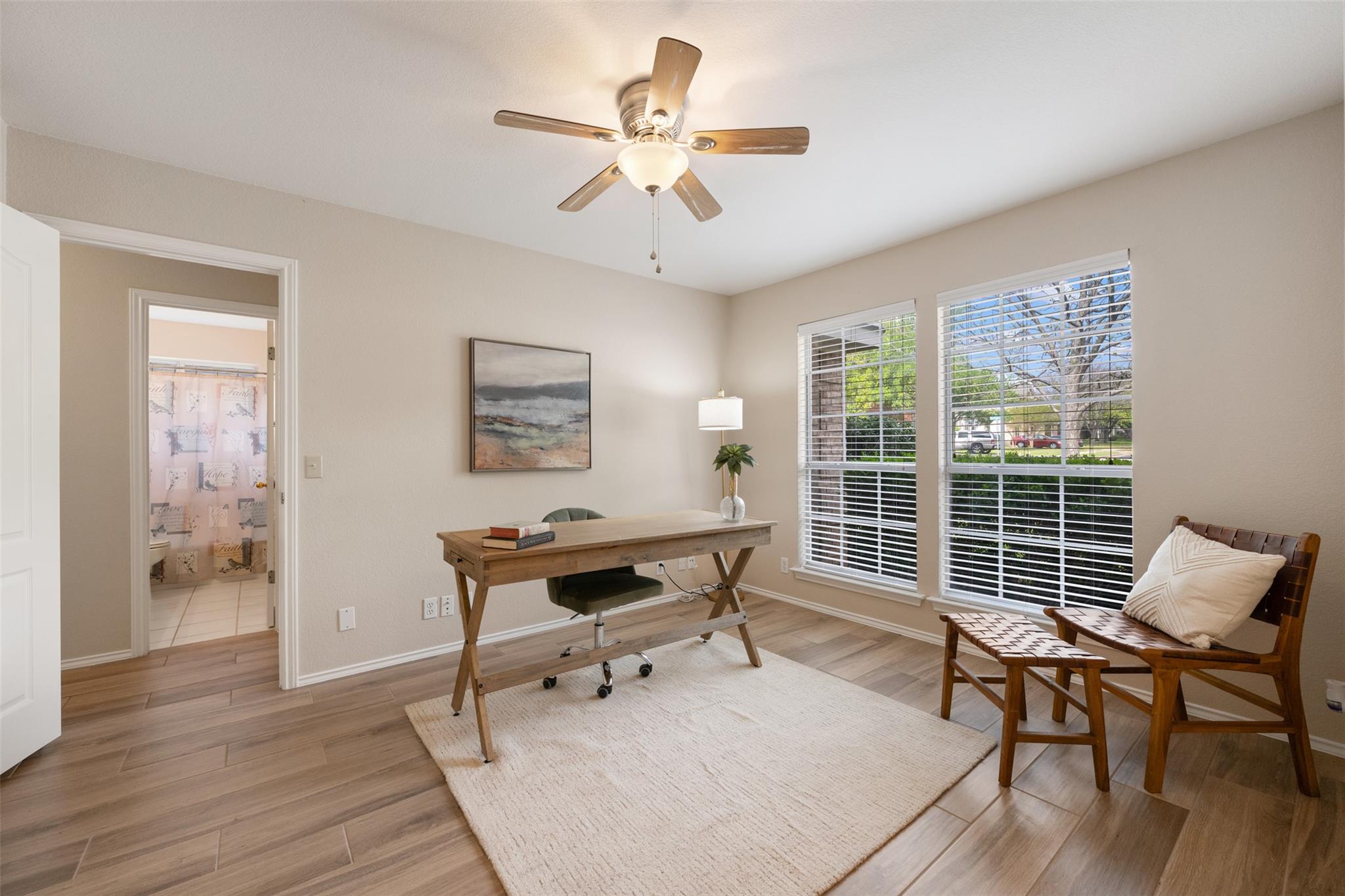 8008 Tonkinese Dr, Round Rock, TX 78681