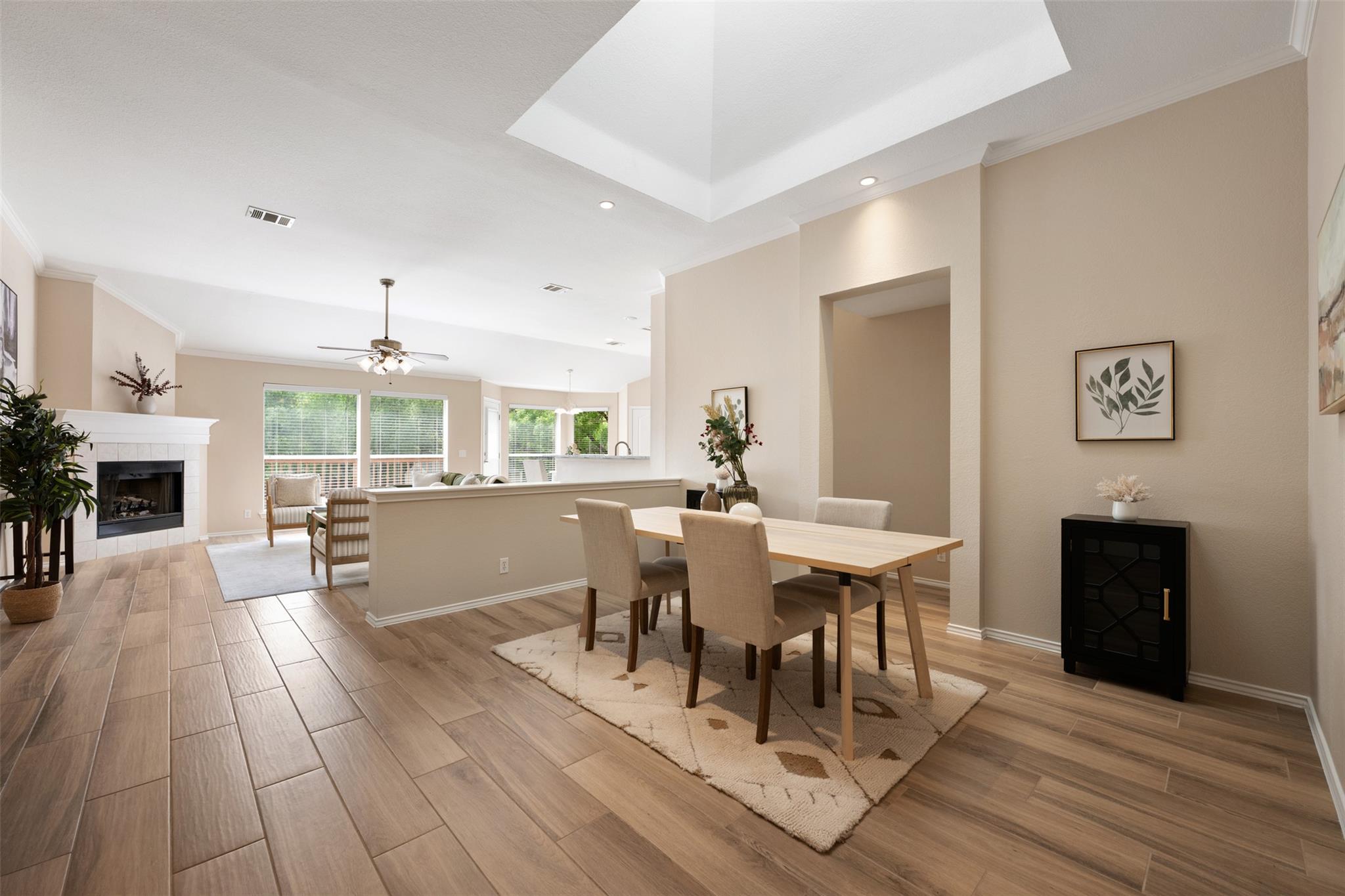 8008 Tonkinese Dr, Round Rock, TX 78681