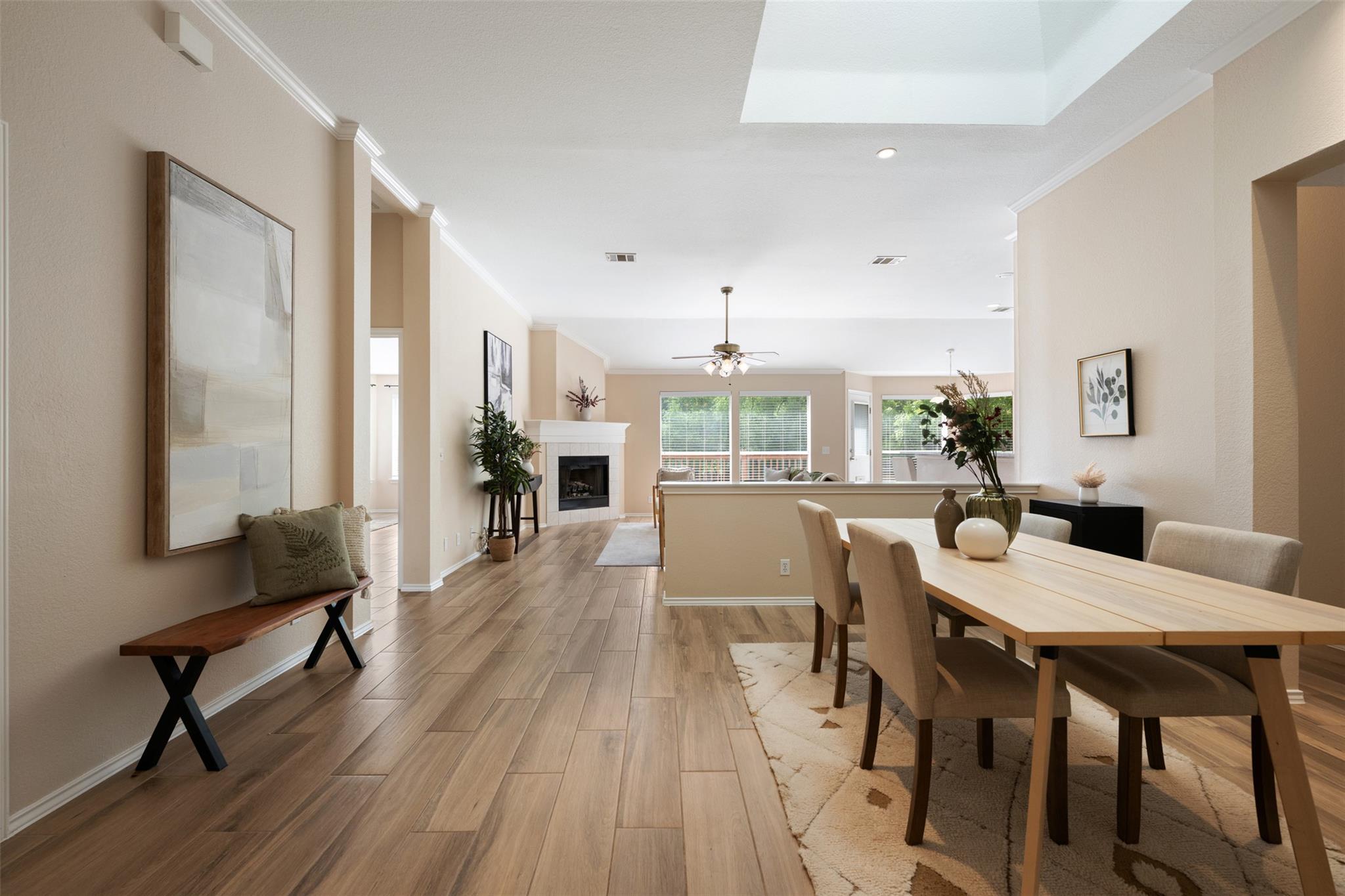 8008 Tonkinese Dr, Round Rock, TX 78681