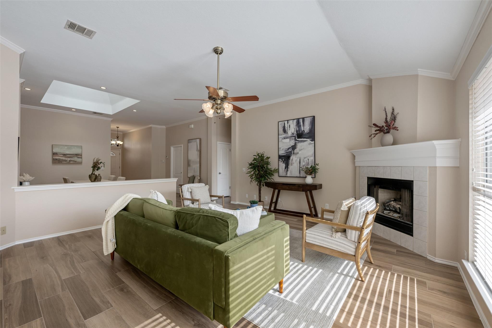 8008 Tonkinese Dr, Round Rock, TX 78681