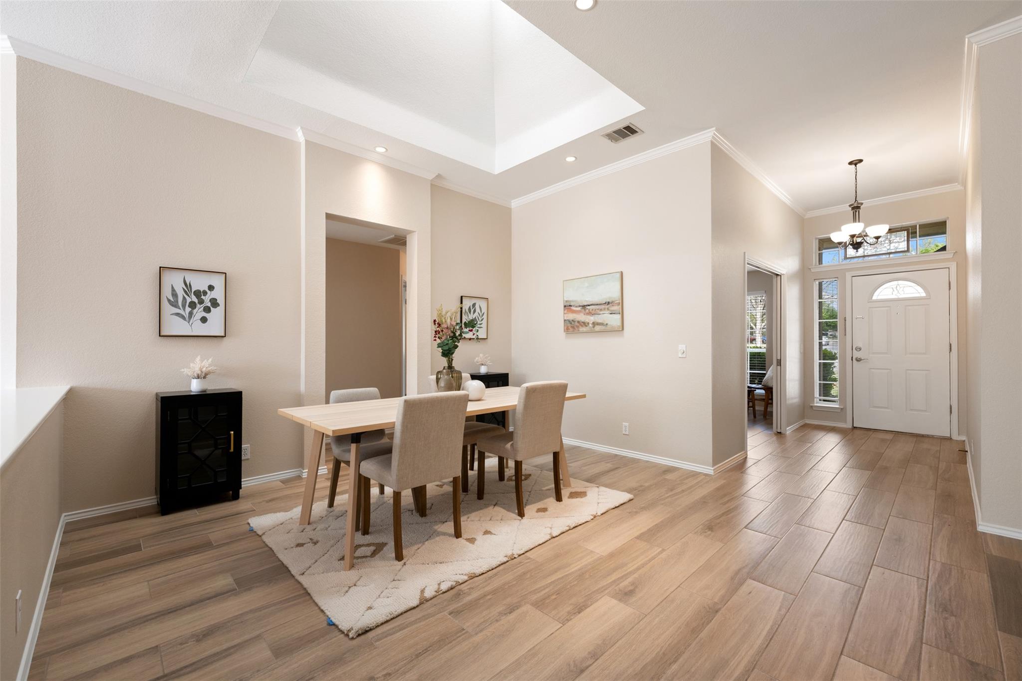 8008 Tonkinese Dr, Round Rock, TX 78681