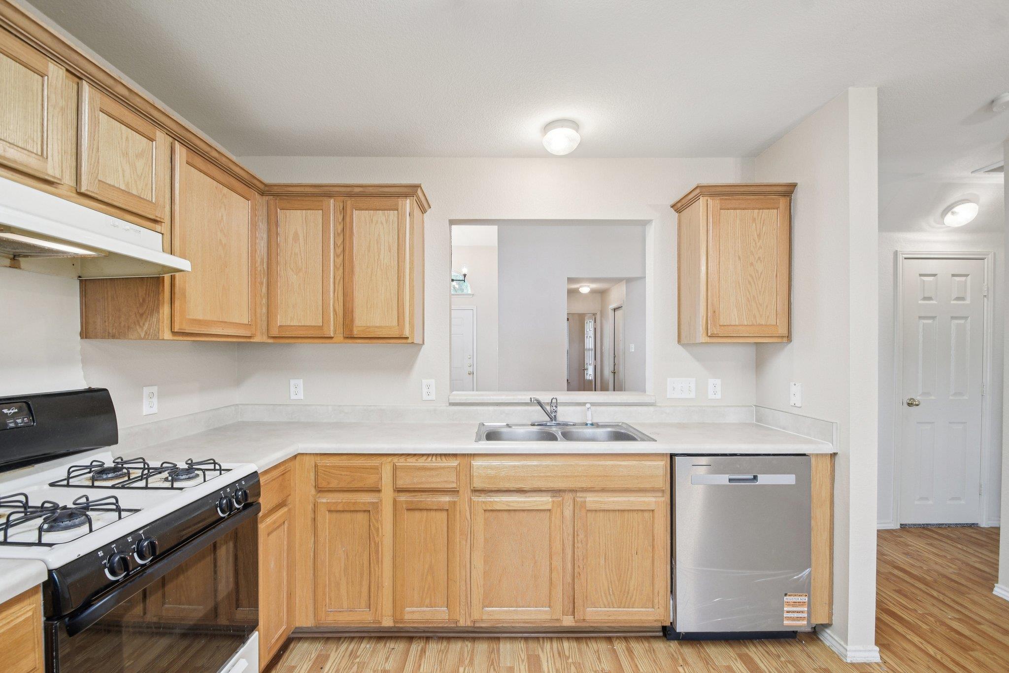 2506 Winslow Dr, Leander, TX 78641