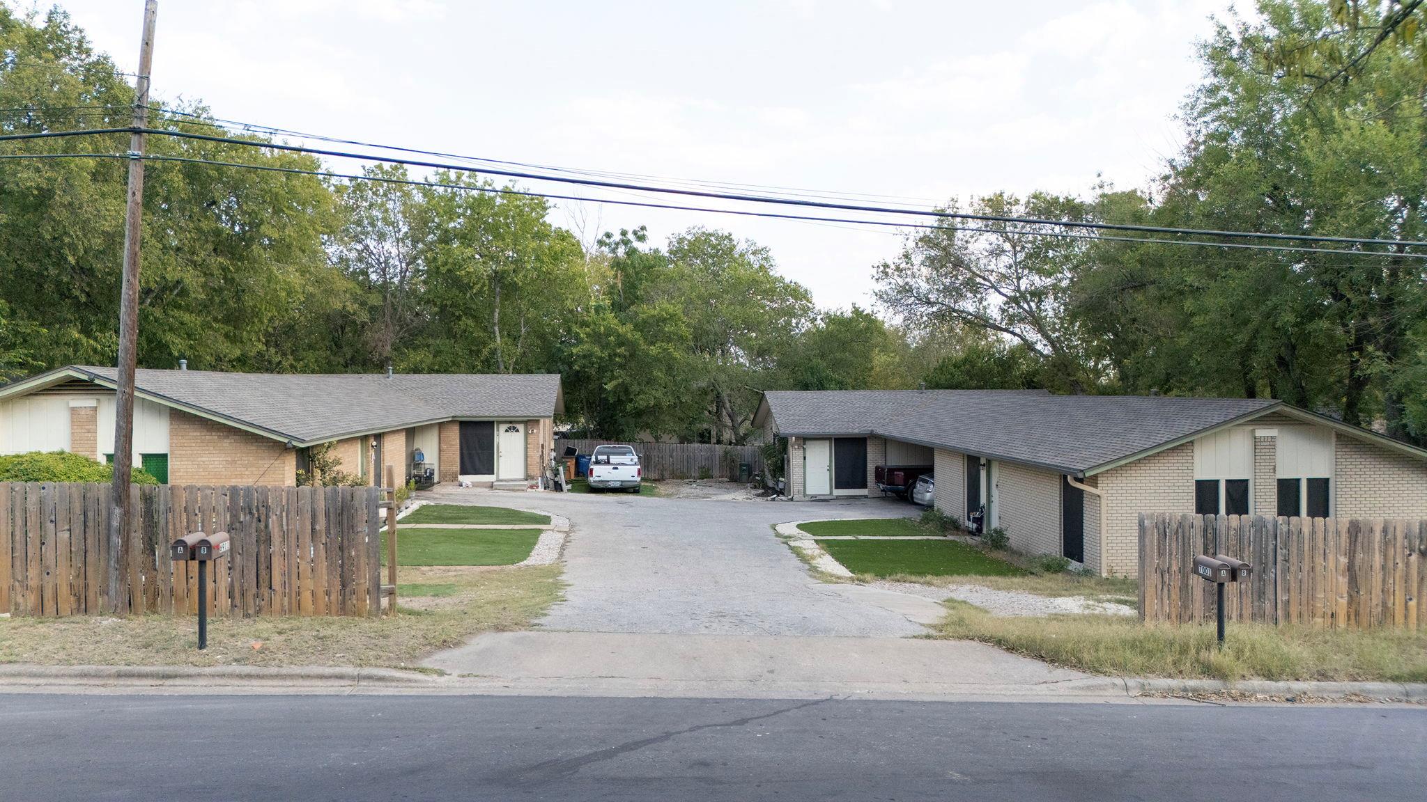 6911 Cooper Ln # B, Austin, TX 78745