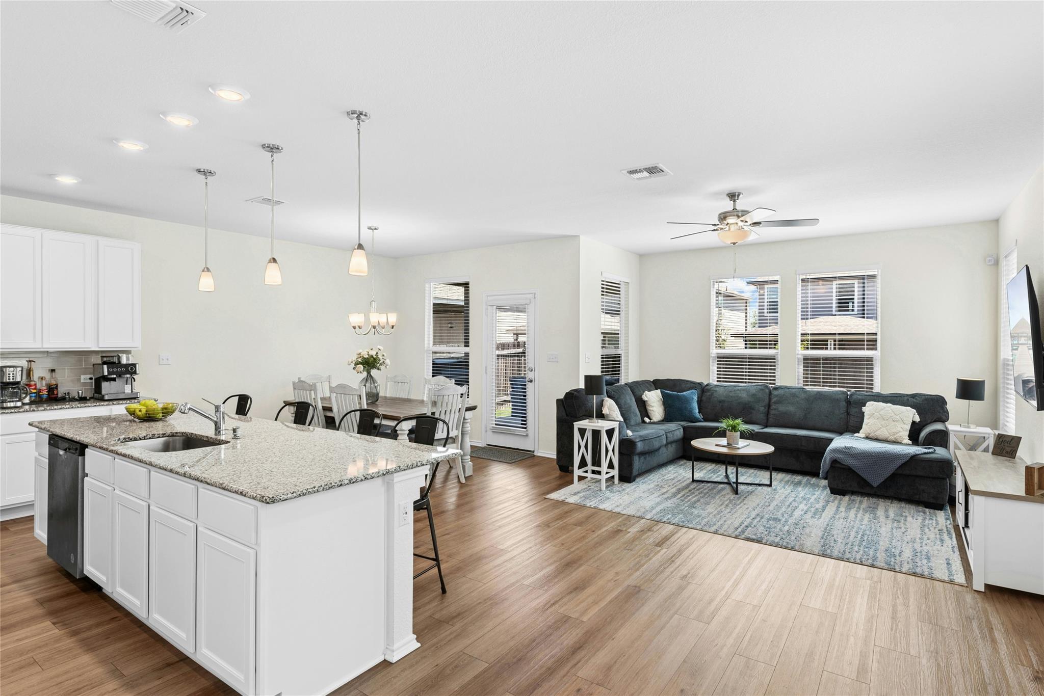 1124 Aronia Ln, Georgetown, TX 78626