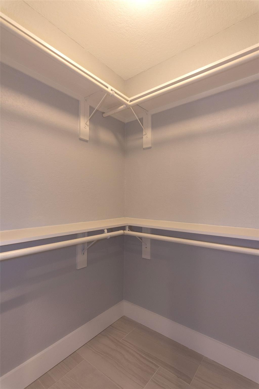 2410 Enfield Rd # 10, Austin, TX 78703