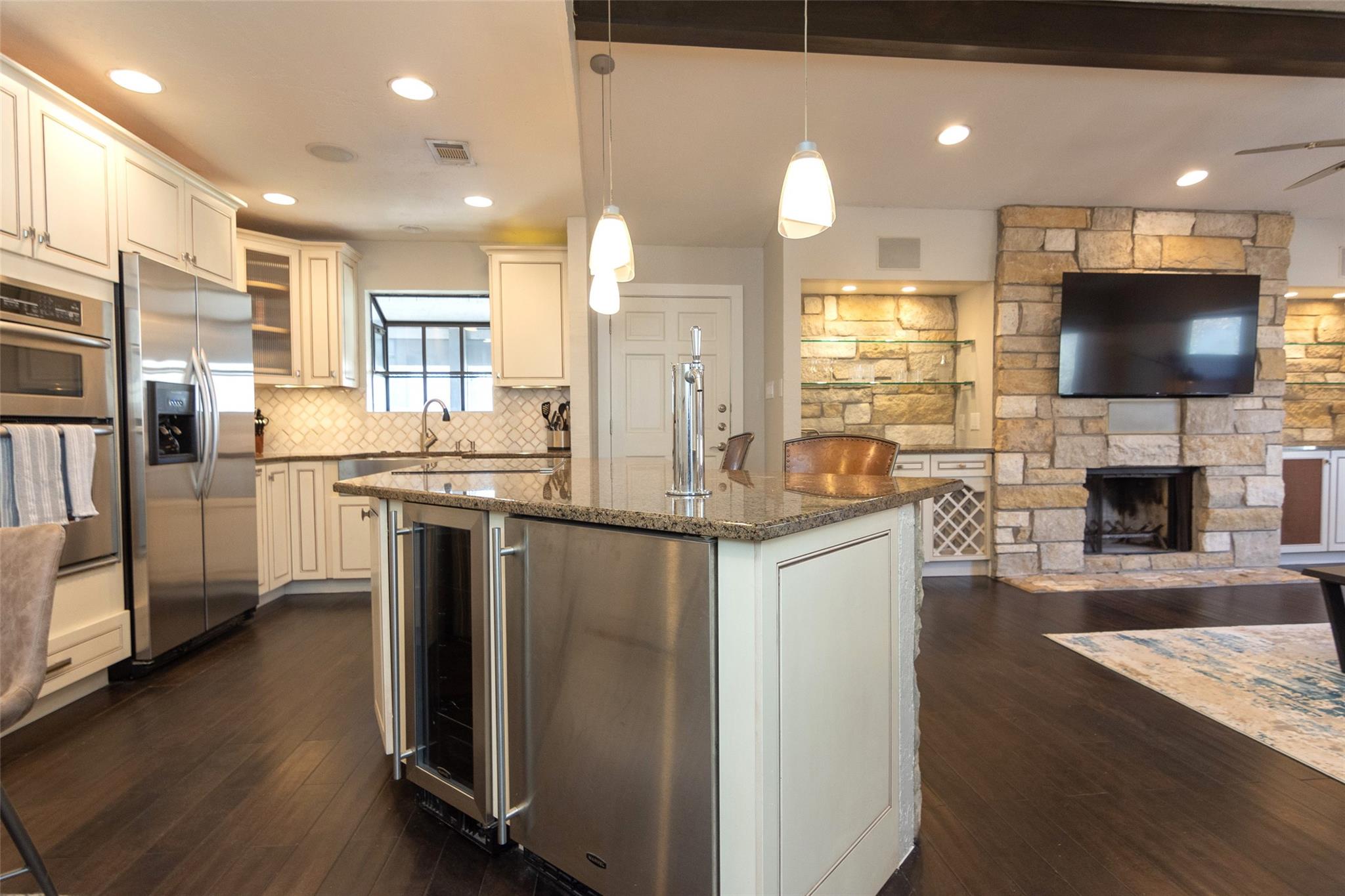 2410 Enfield Rd # 10, Austin, TX 78703