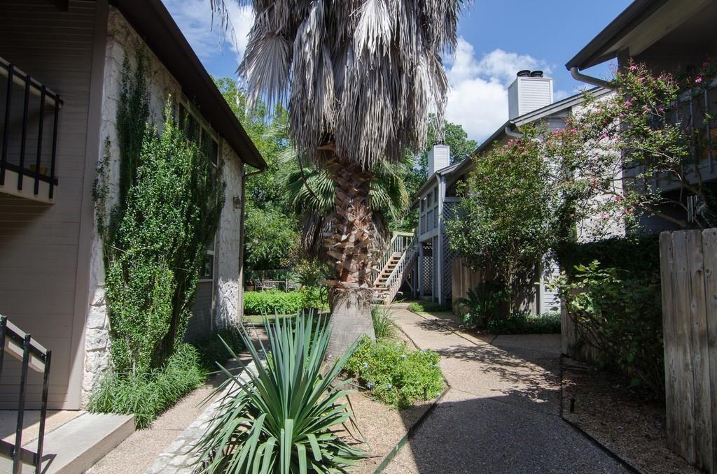 2410 Enfield Rd # 10, Austin, TX 78703