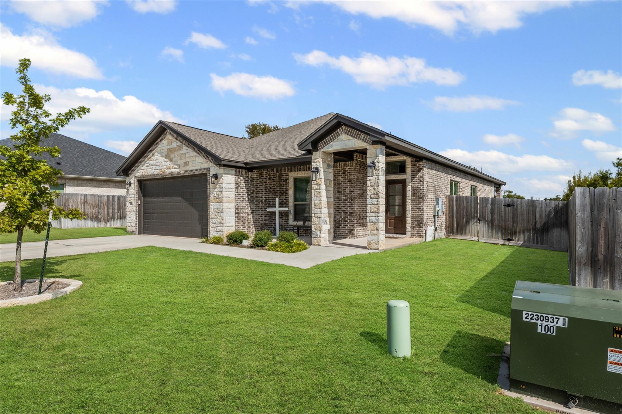 707 Eagle Pass Dr, Salado, TX 76571