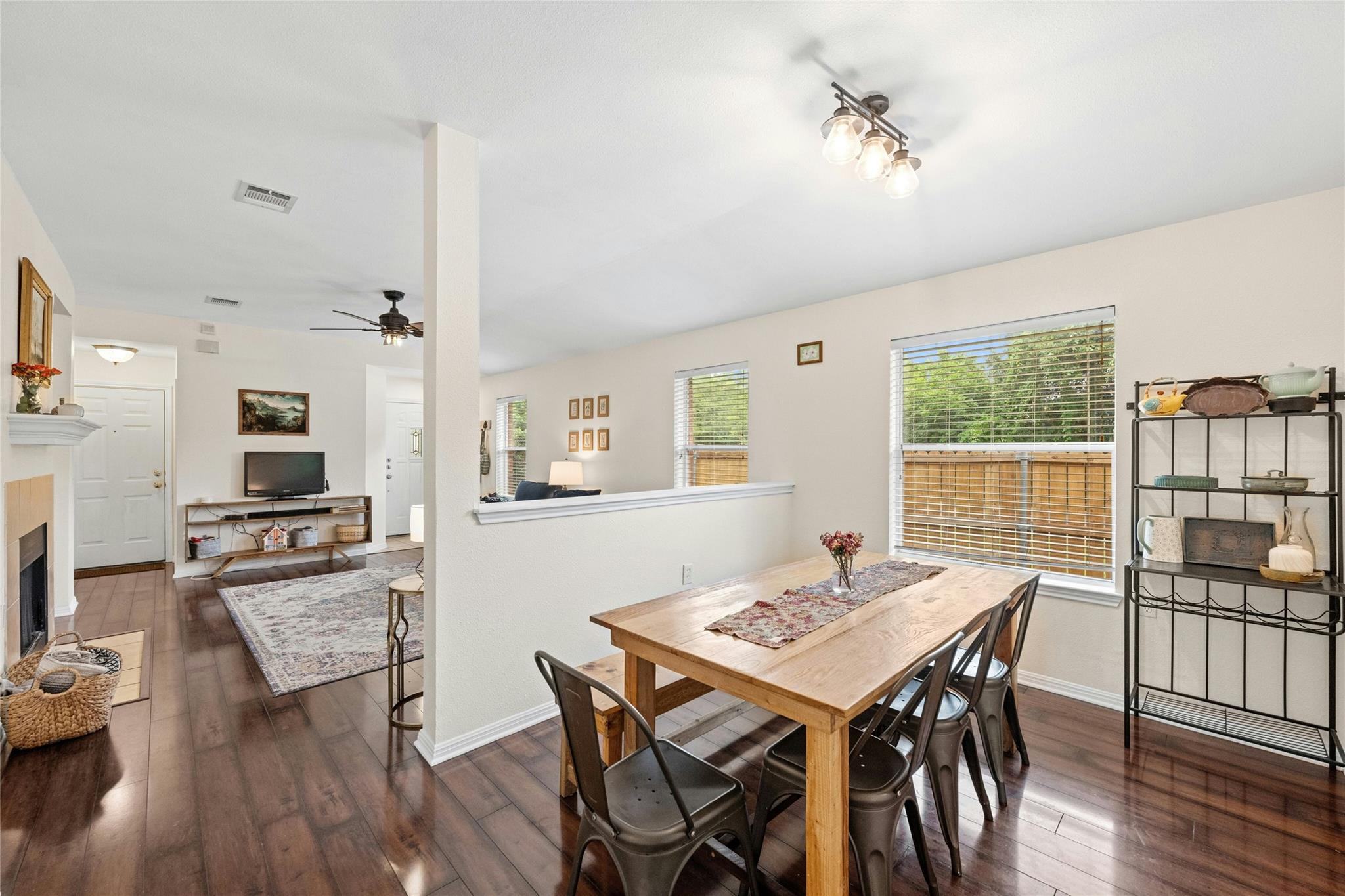 11301 Robert Wooding Dr, Austin, TX 78748