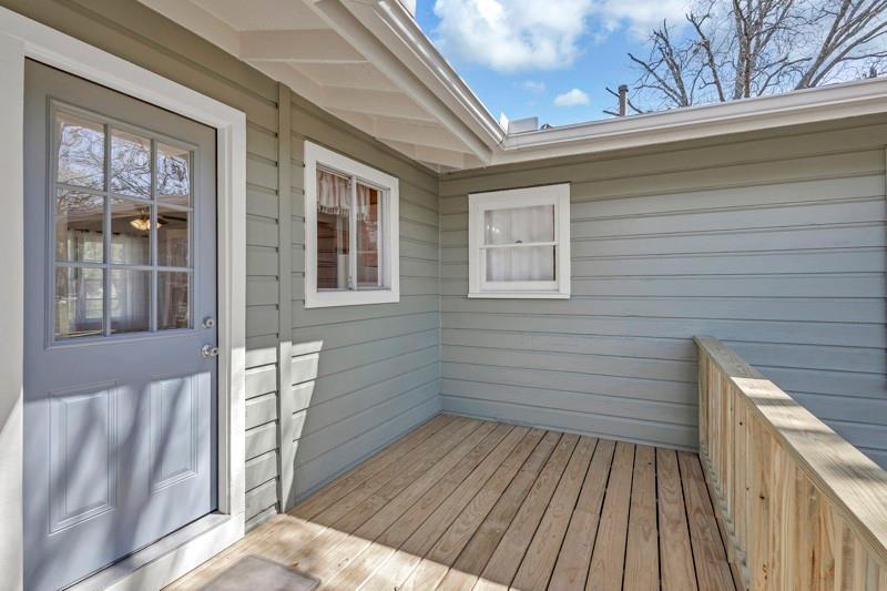 1309 Sloan St, Taylor, TX 76574