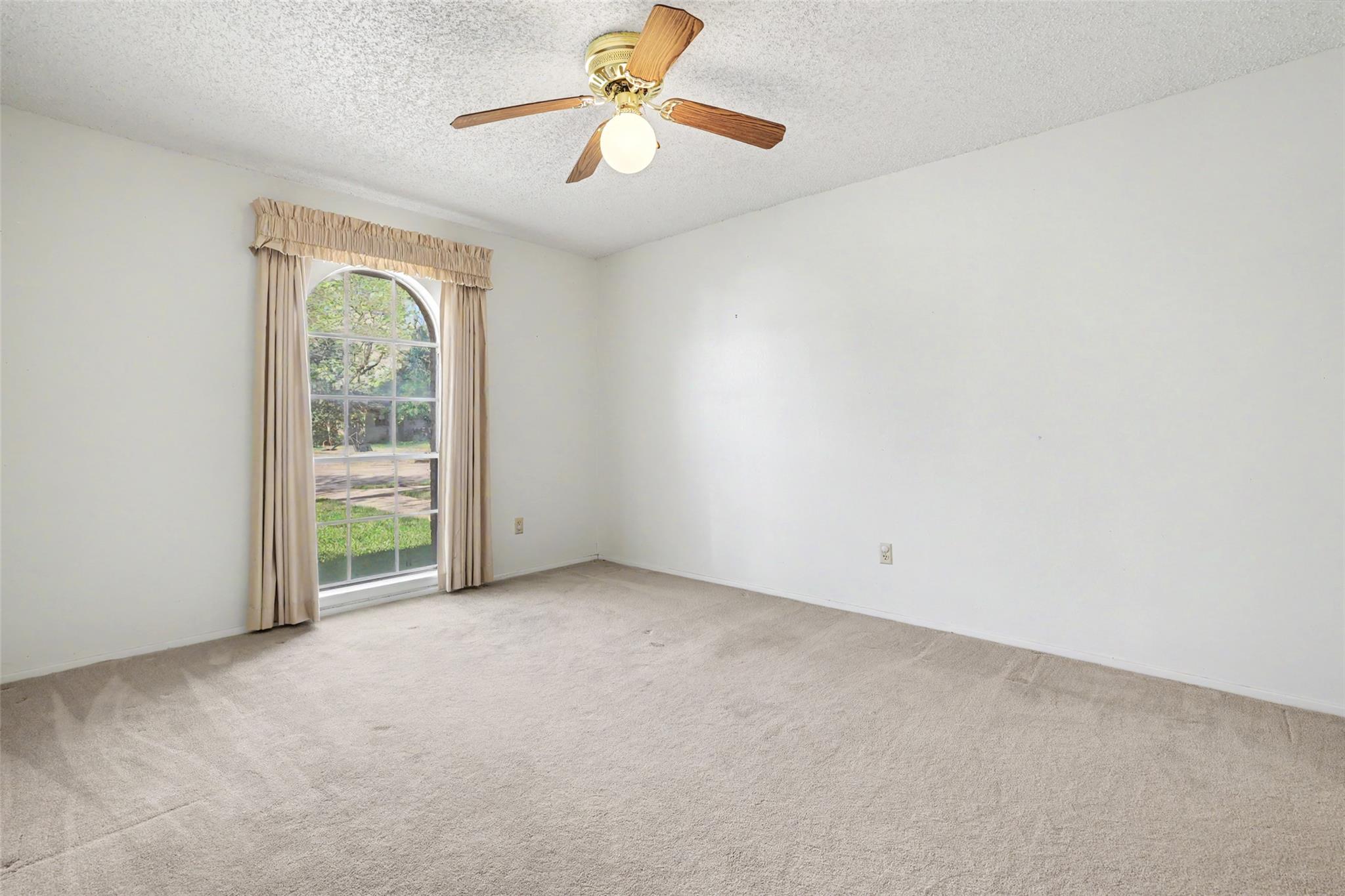 2303 Dawn Dr, Georgetown, TX 78628