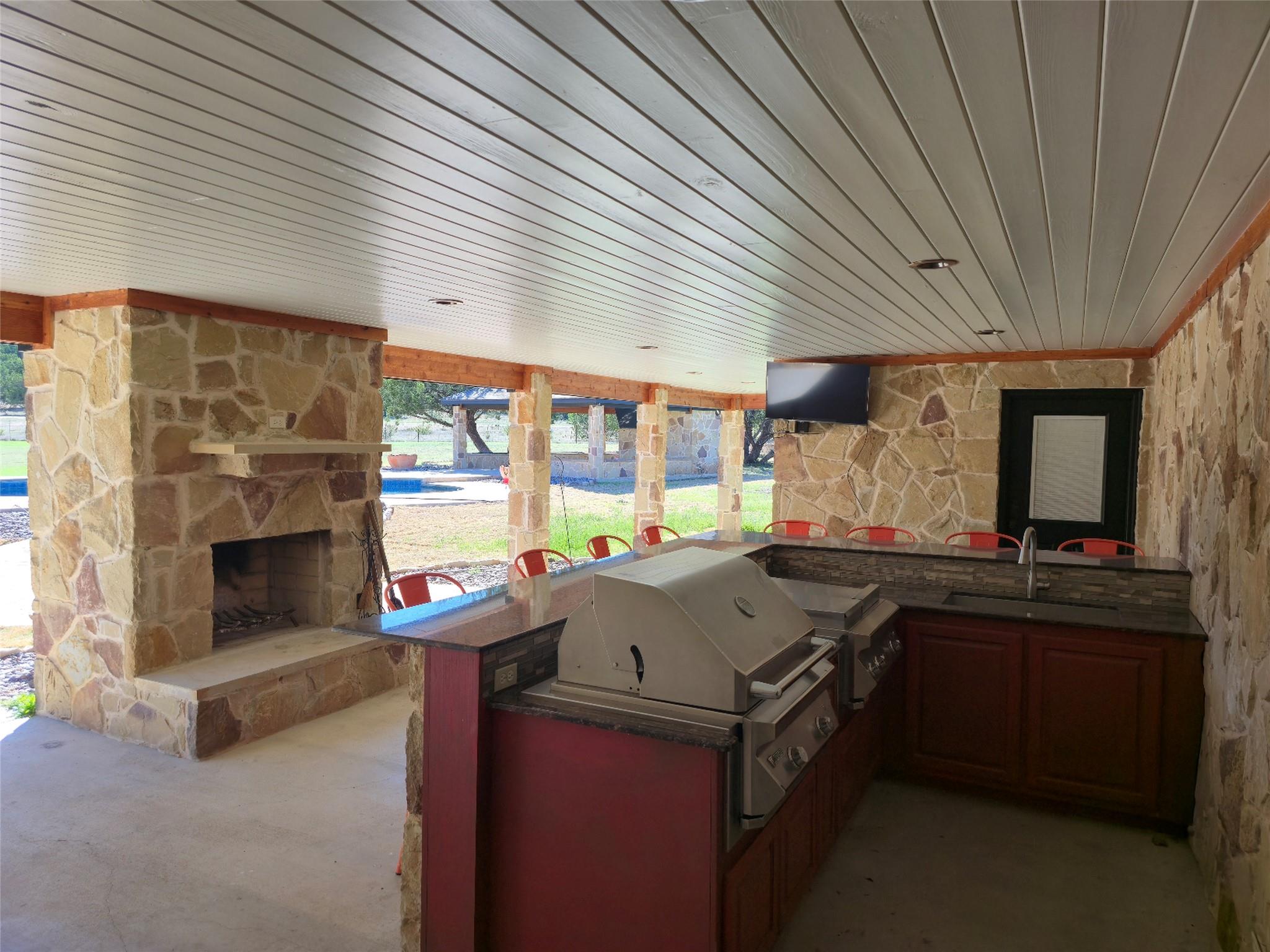 1832 County Road 2699, Lometa, TX 76853