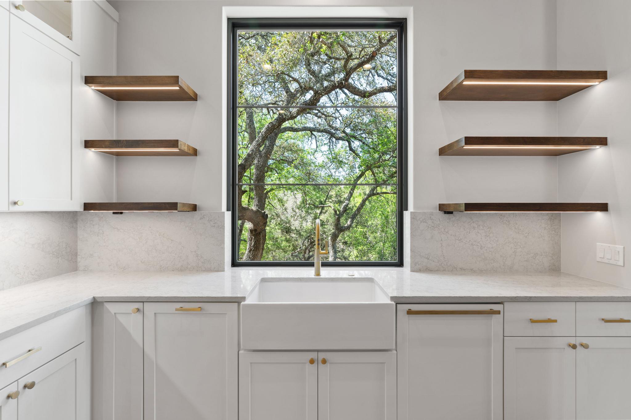 705 The Trails Pkwy, Horseshoe Bay, TX 78657