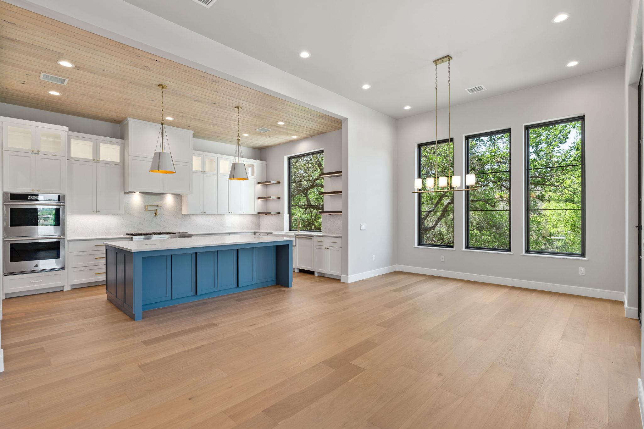 705 The Trails Pkwy, Horseshoe Bay, TX 78657