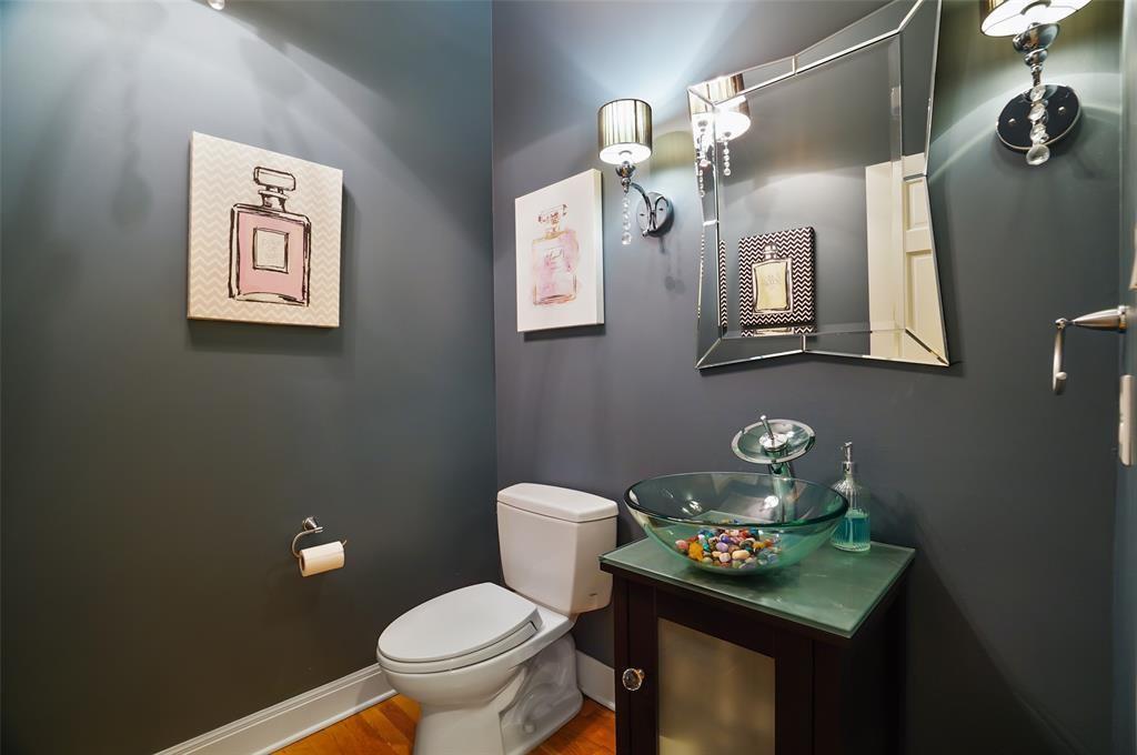 107 Squires Dr, Lakeway, TX 78734