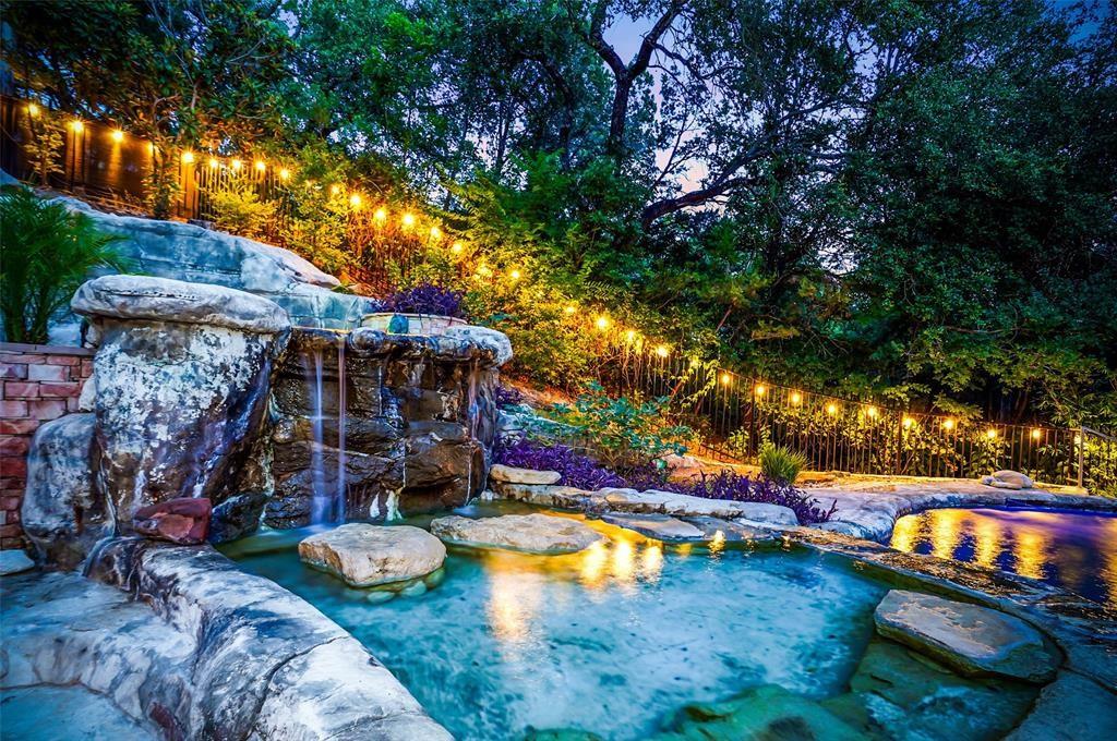 107 Squires Dr, Lakeway, TX 78734