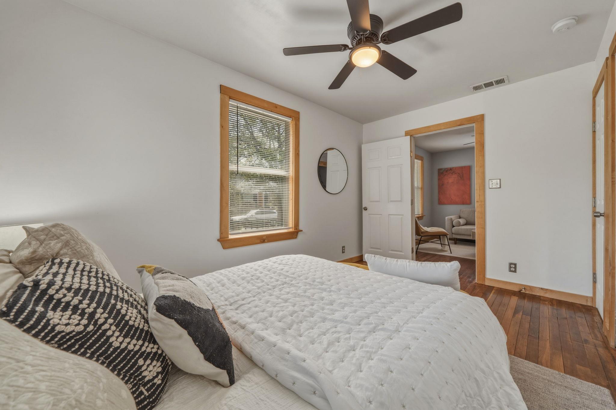 4806 Santa Anna St, Austin, TX 78721