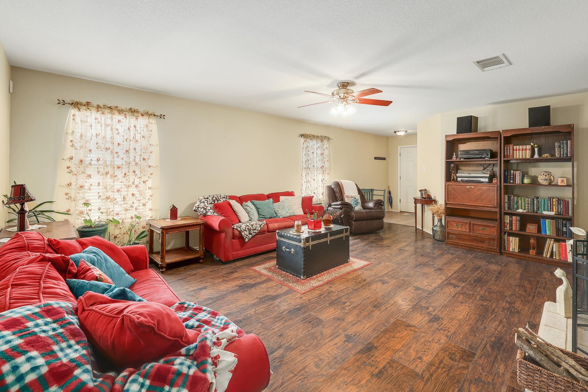 3708 Julianas Way, Round Rock, TX 78665