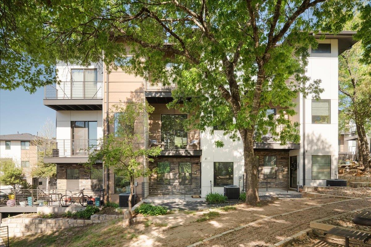 3700 Clawson Rd # 301, Austin, TX 78704