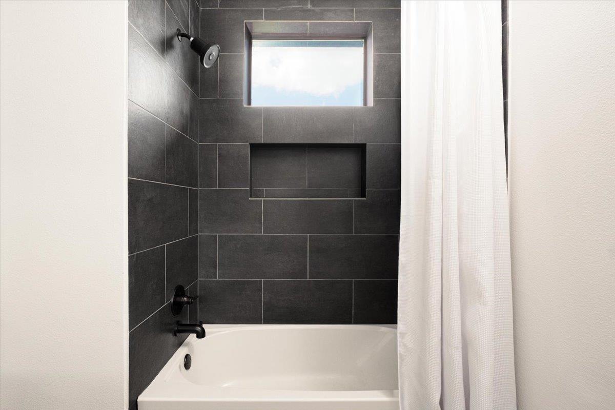 3700 Clawson Rd # 301, Austin, TX 78704