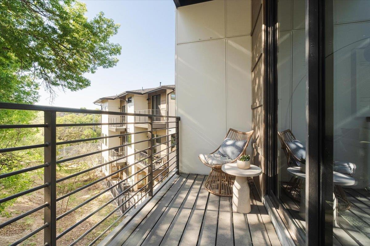 3700 Clawson Rd # 301, Austin, TX 78704