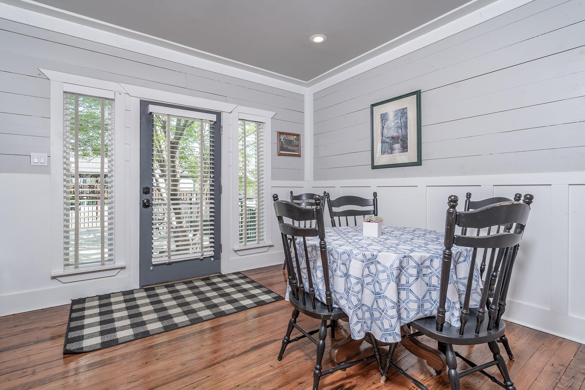 300-A Herrin St, Coupland, TX 78615