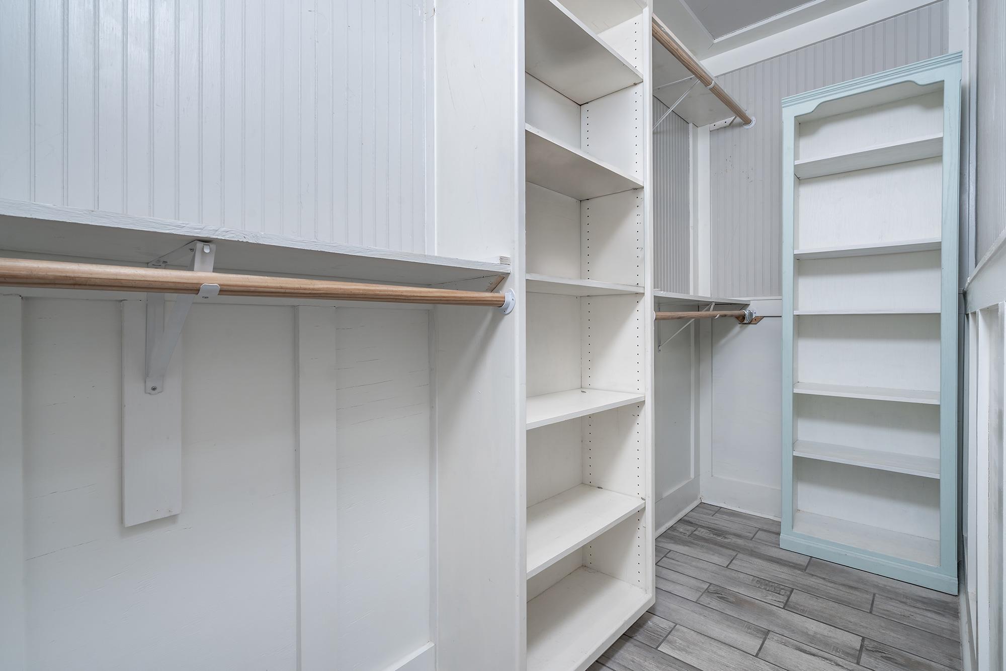 300-A Herrin St, Coupland, TX 78615