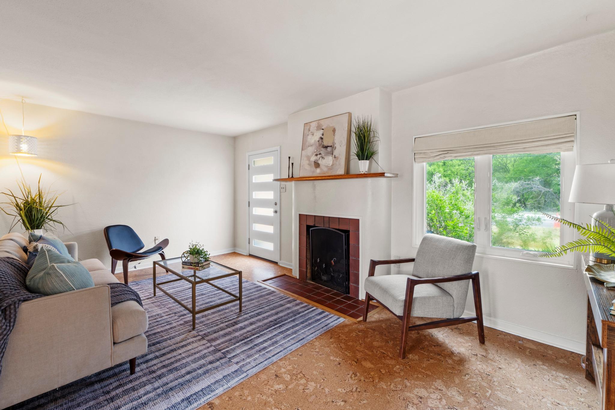 1727 38th 1/2 St, Austin, TX 78722