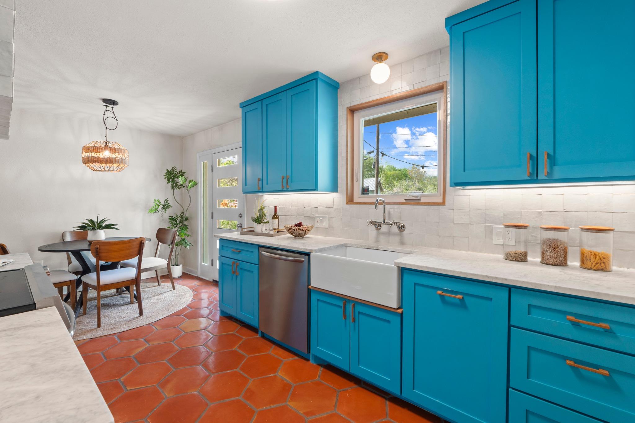 1727 38th 1/2 St, Austin, TX 78722