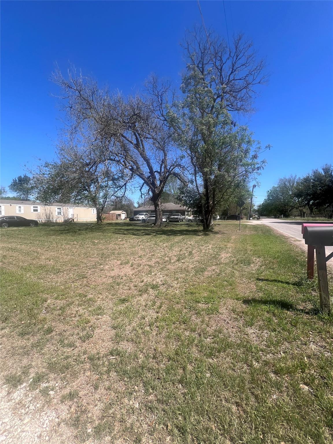 TBD SE 2nd St, Smithville, TX 78957