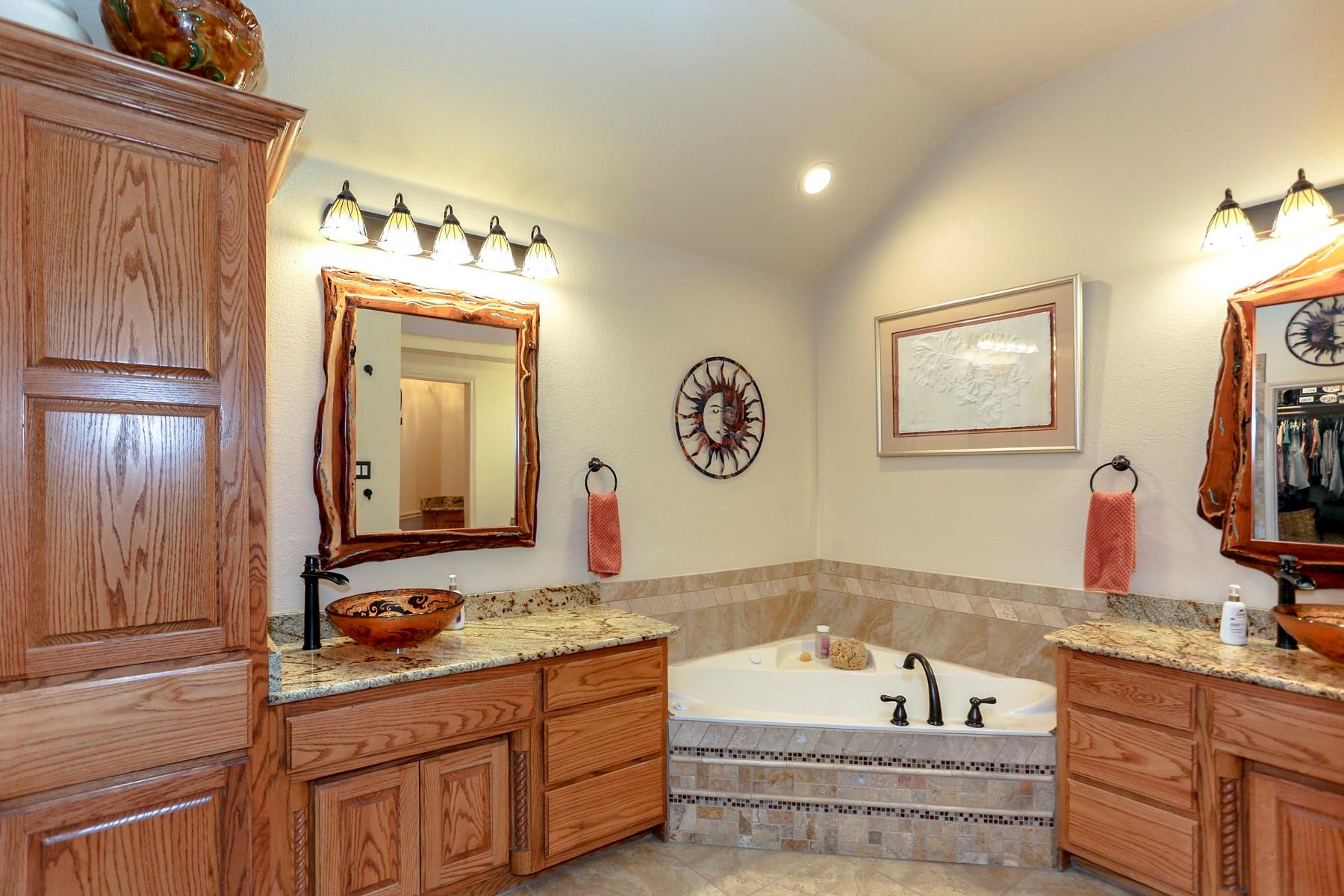 301 County Road 4772, Kempner, TX 76539