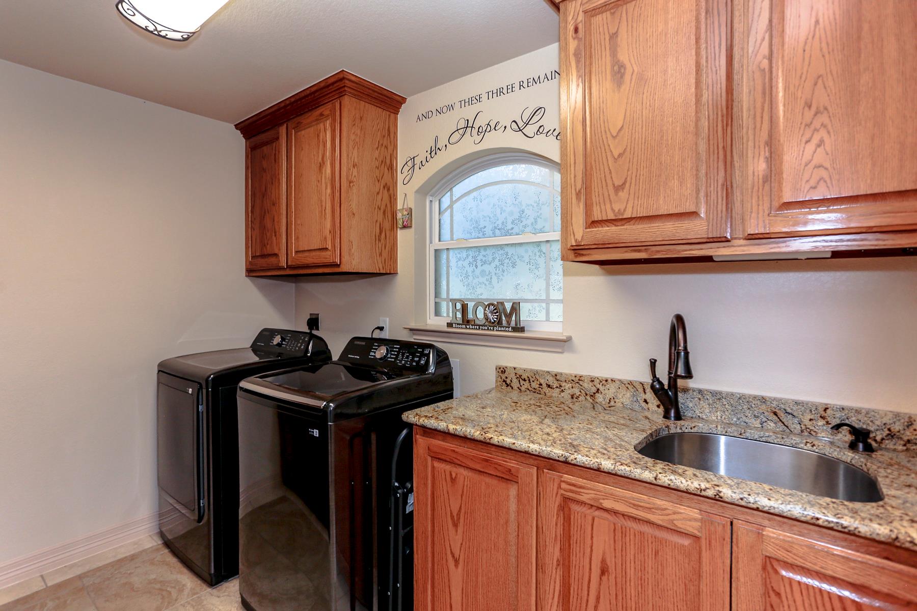 301 County Road 4772, Kempner, TX 76539