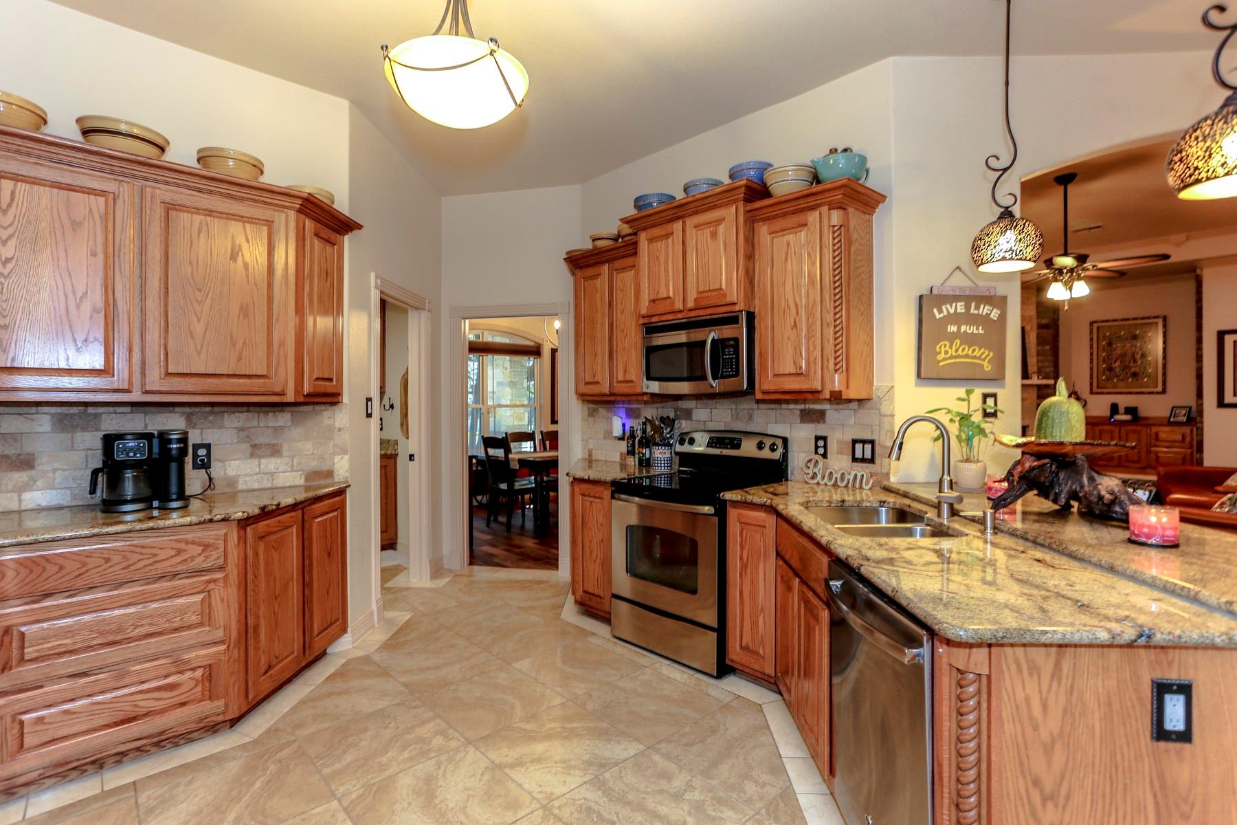 301 County Road 4772, Kempner, TX 76539