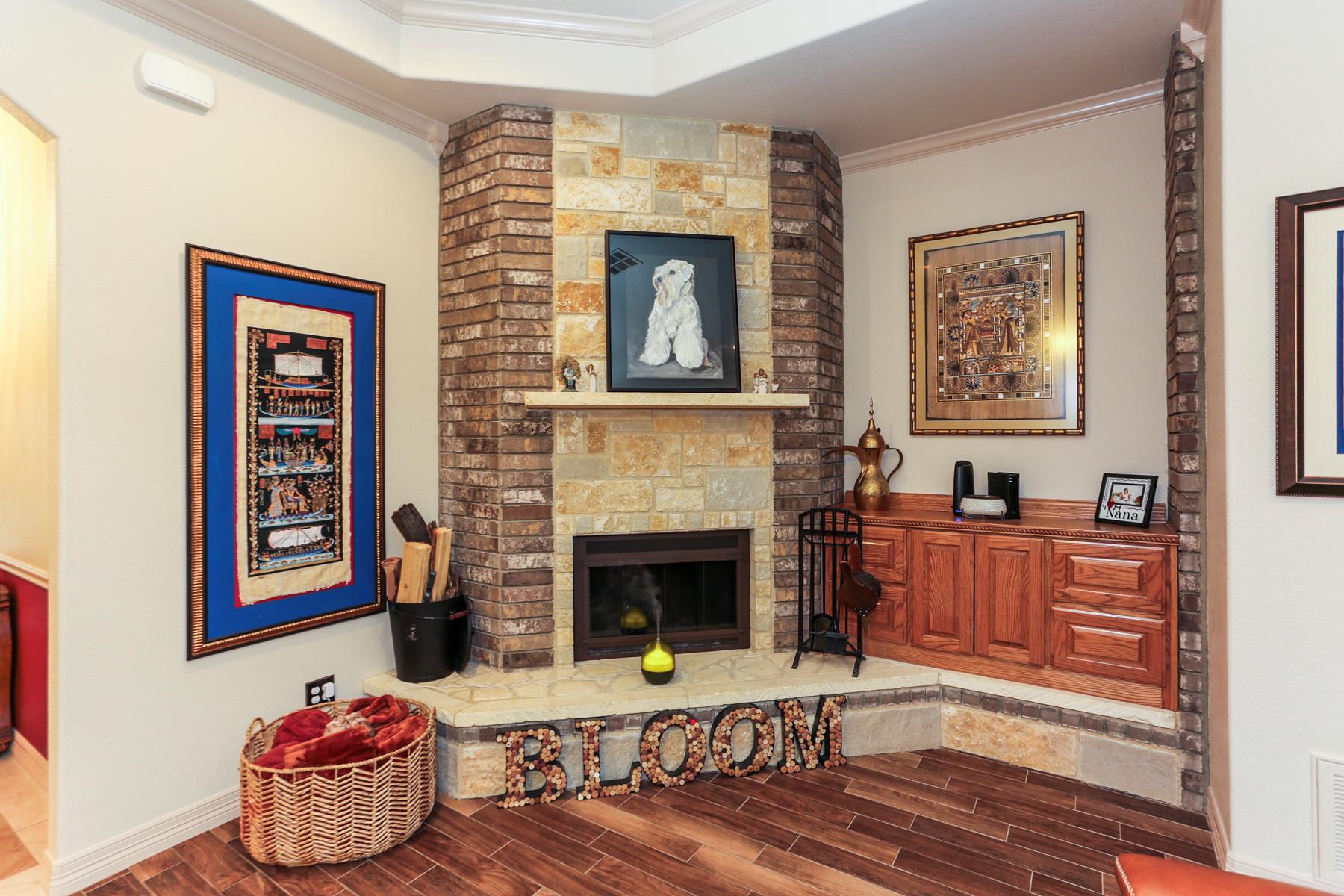 301 County Road 4772, Kempner, TX 76539