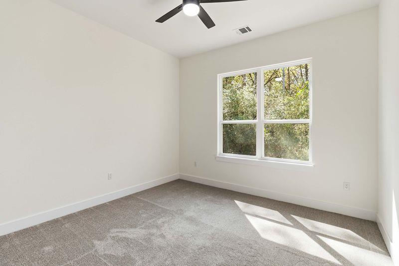 120 Anahulu Ln, Bastrop, TX 78602