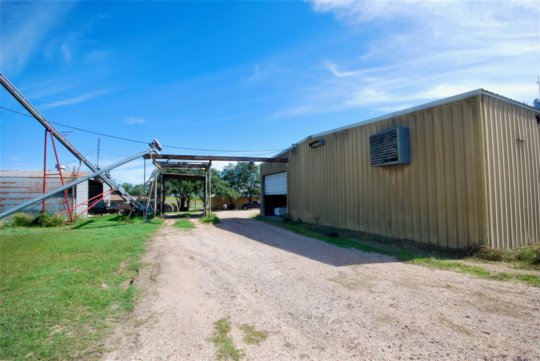 6022 Fm 532 Rd, Moulton, TX 77975