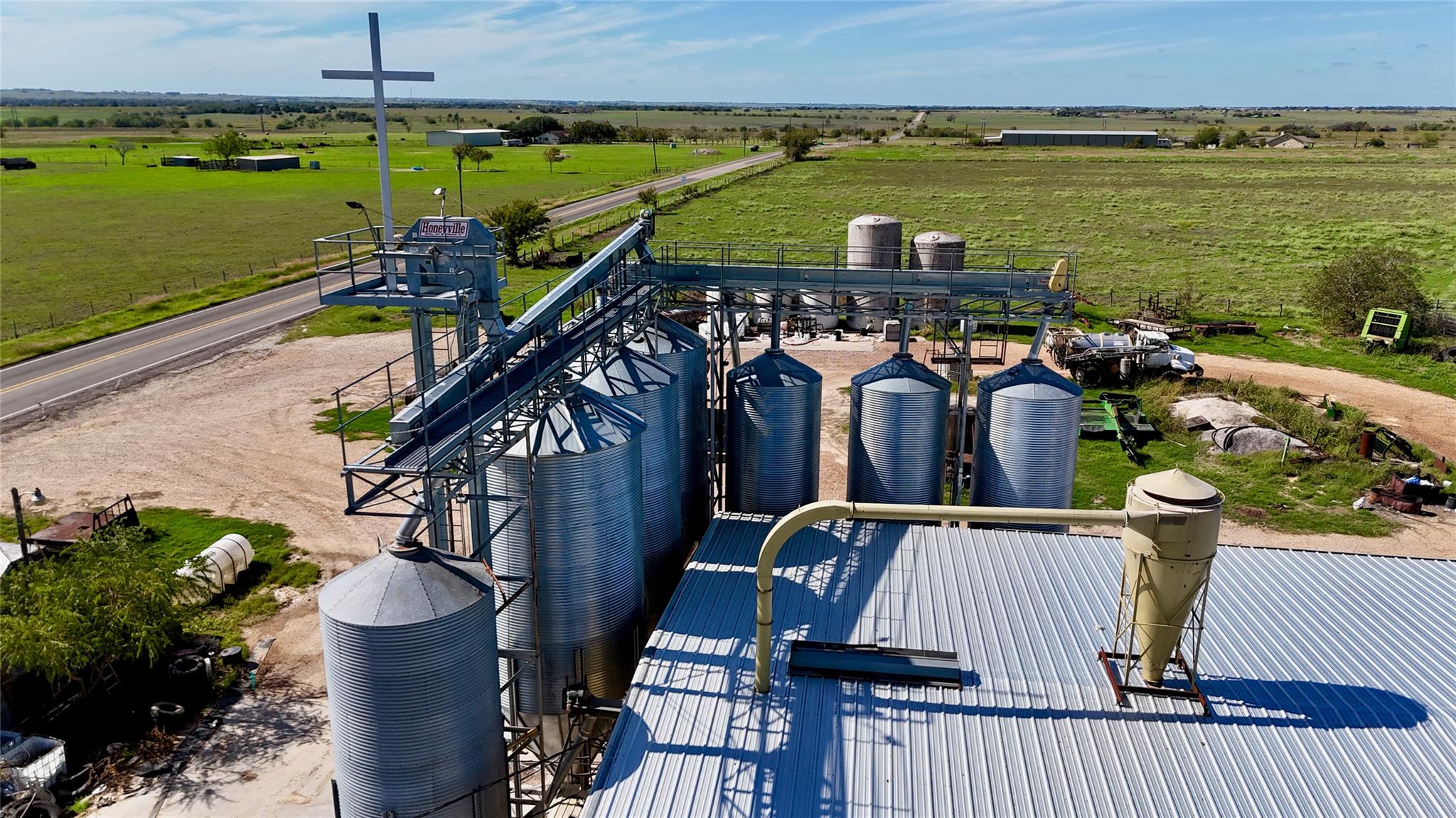 6022 Fm 532 Rd, Moulton, TX 77975