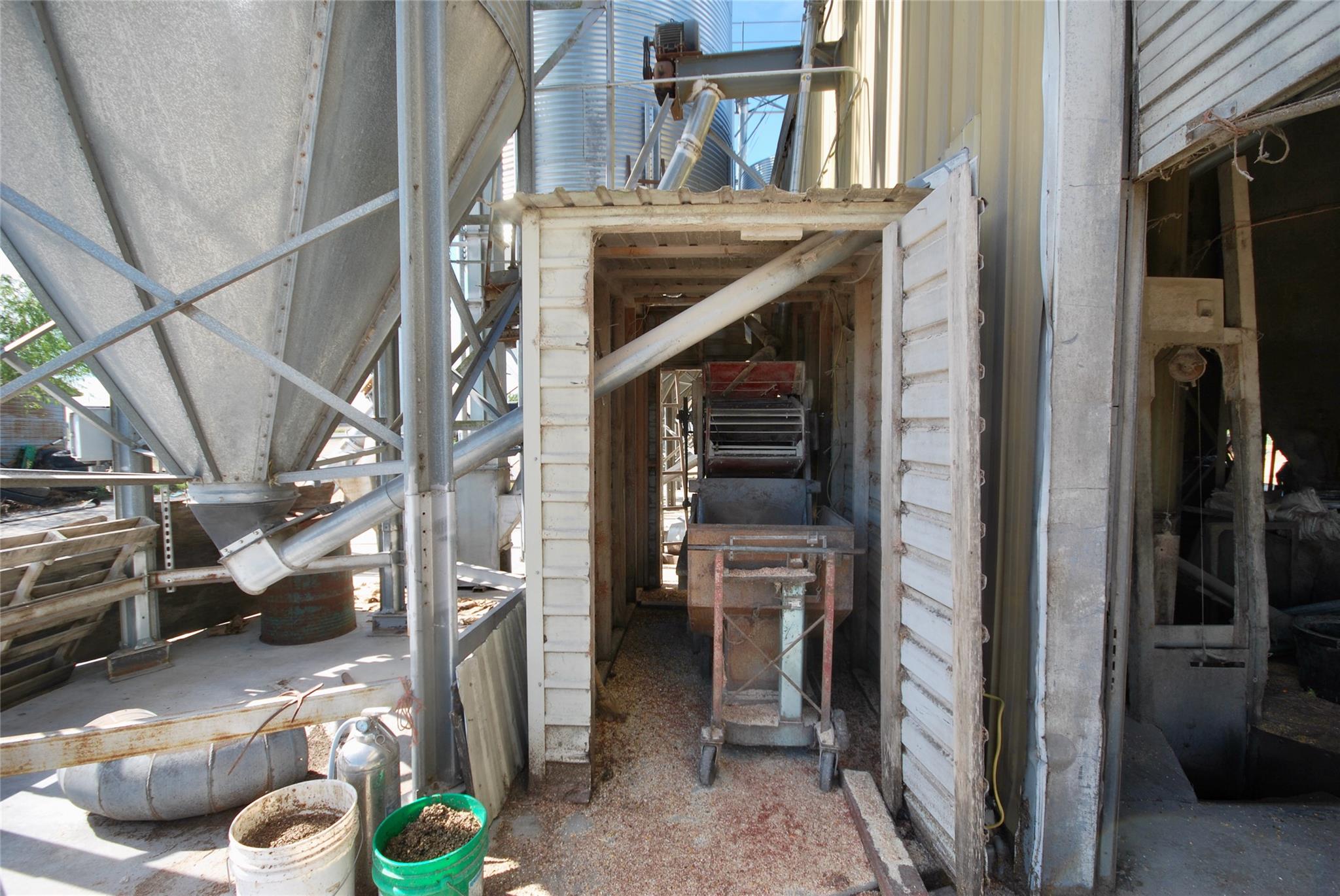 6022 Fm 532 Rd, Moulton, TX 77975