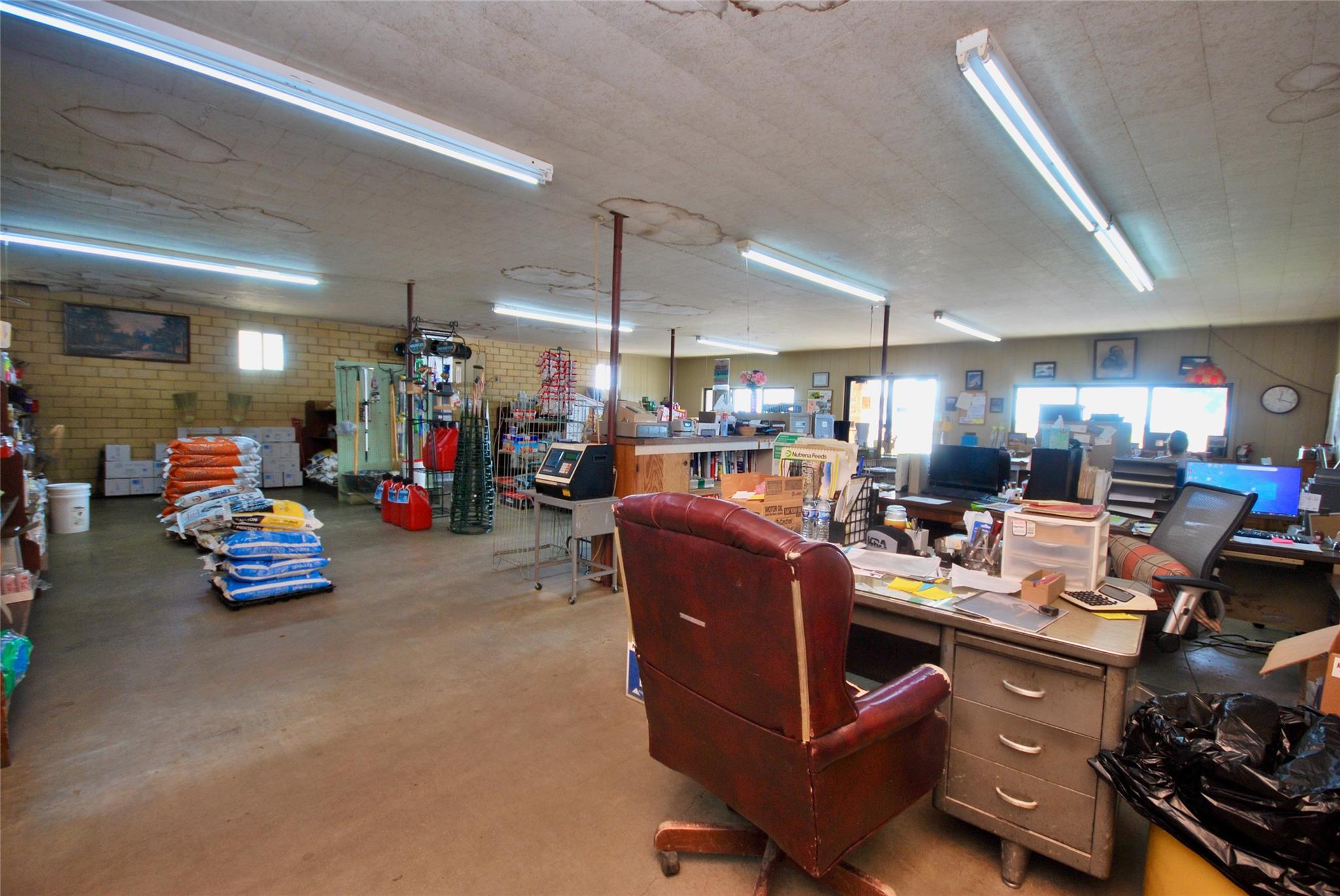 6022 Fm 532 Rd, Moulton, TX 77975