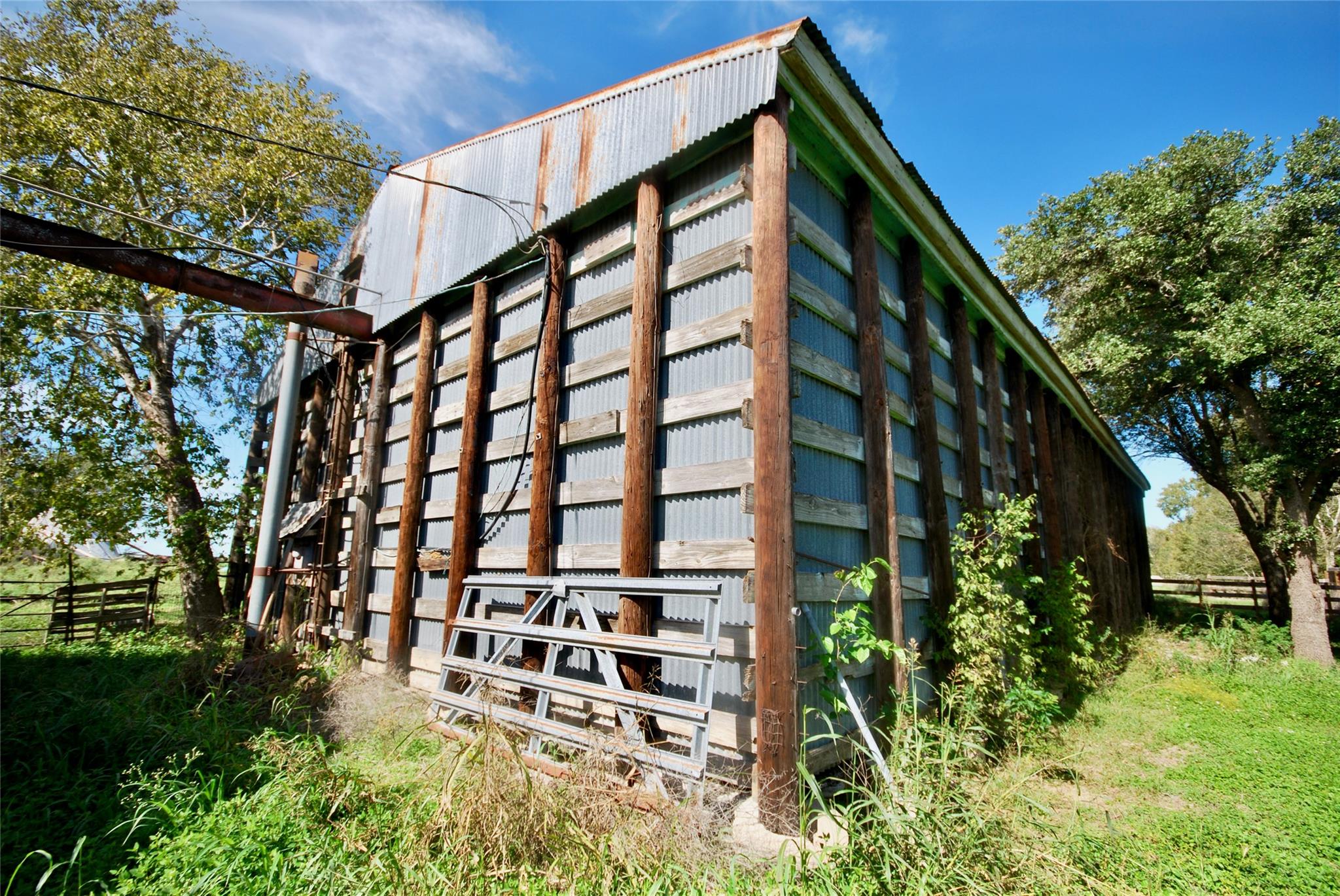 6022 Fm 532 Rd, Moulton, TX 77975