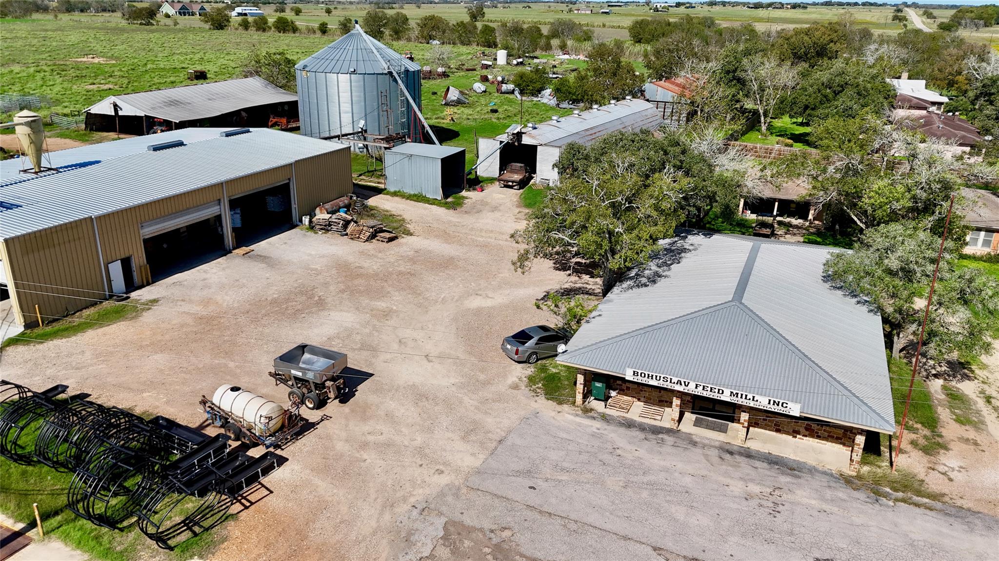 6022 Fm 532 Rd, Moulton, TX 77975