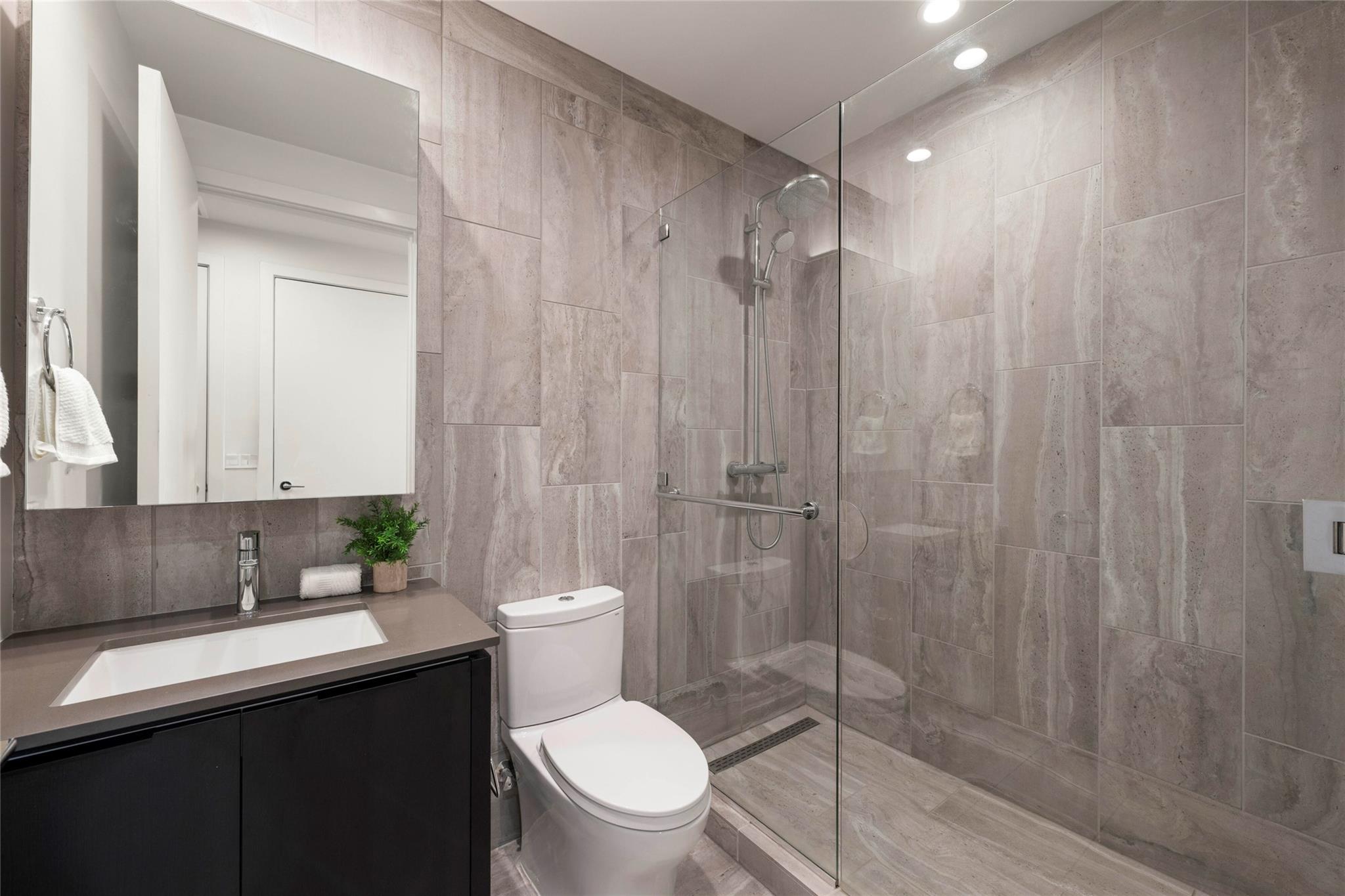 44 East Ave # 2110, Austin, TX 78701