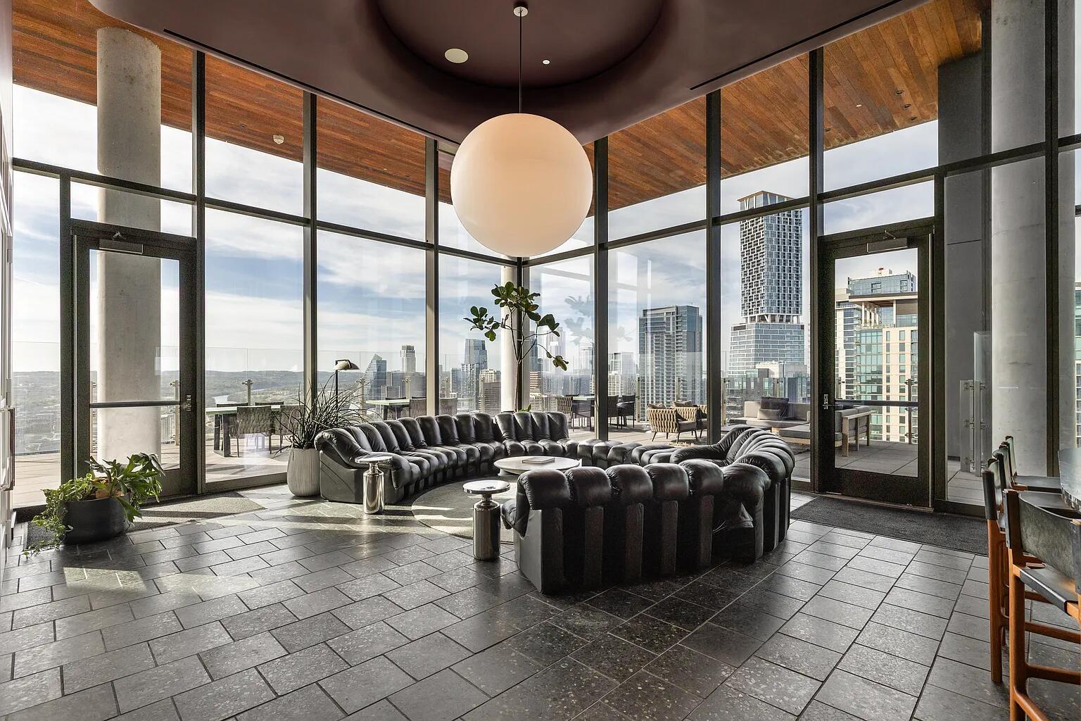 44 East Ave # 2110, Austin, TX 78701