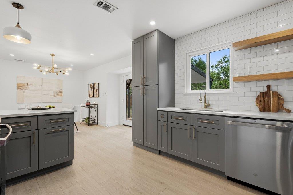 2609 McGregor Dr, Austin, TX 78745