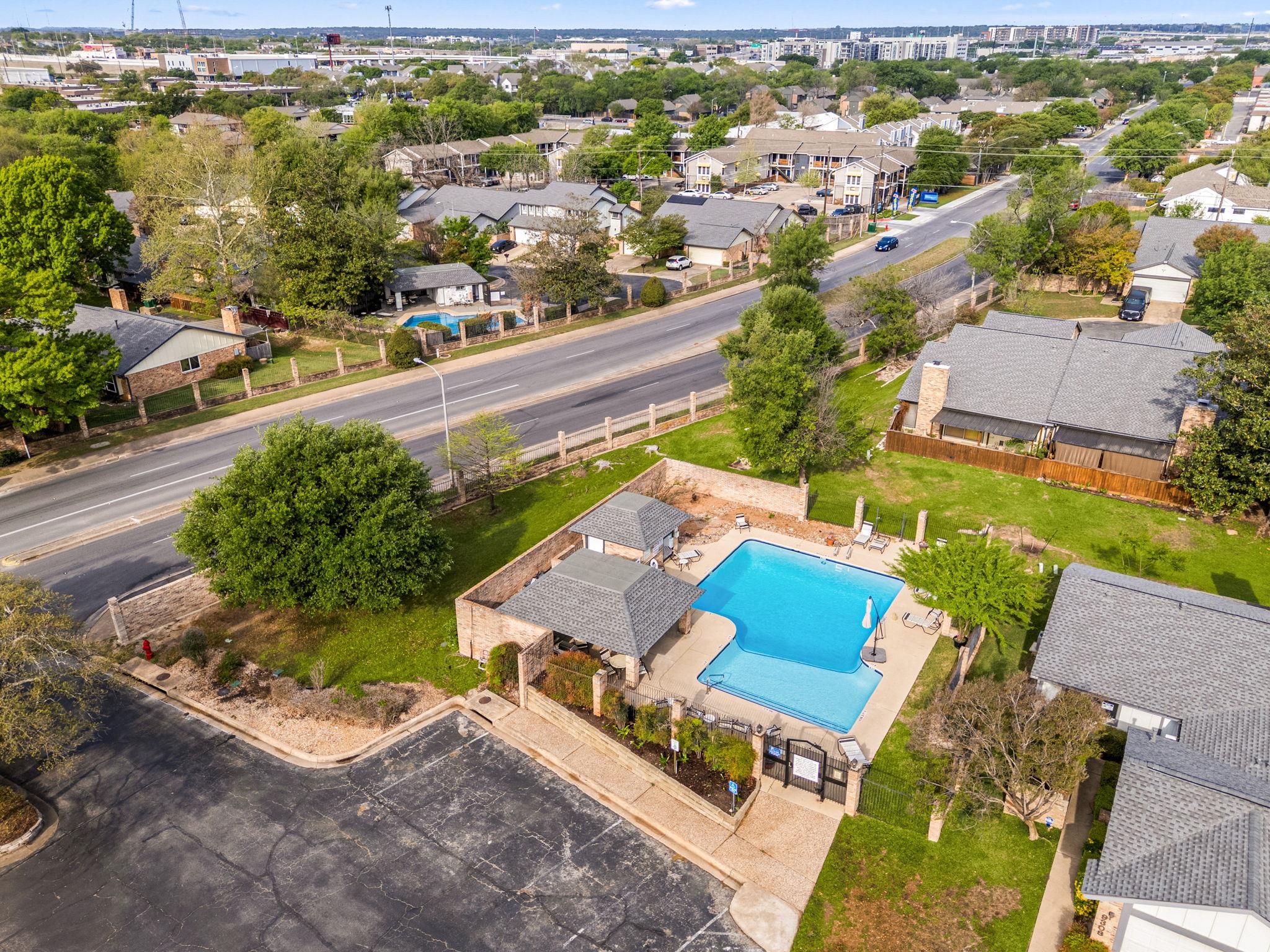 9445 Singing Quail Dr, Austin, TX 78758