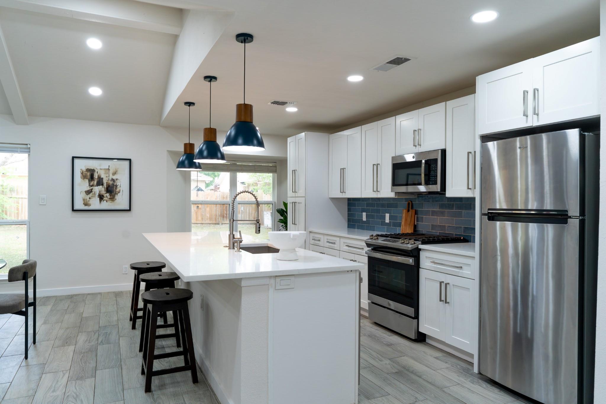 4616 Franklin Park Dr, Austin, TX 78744