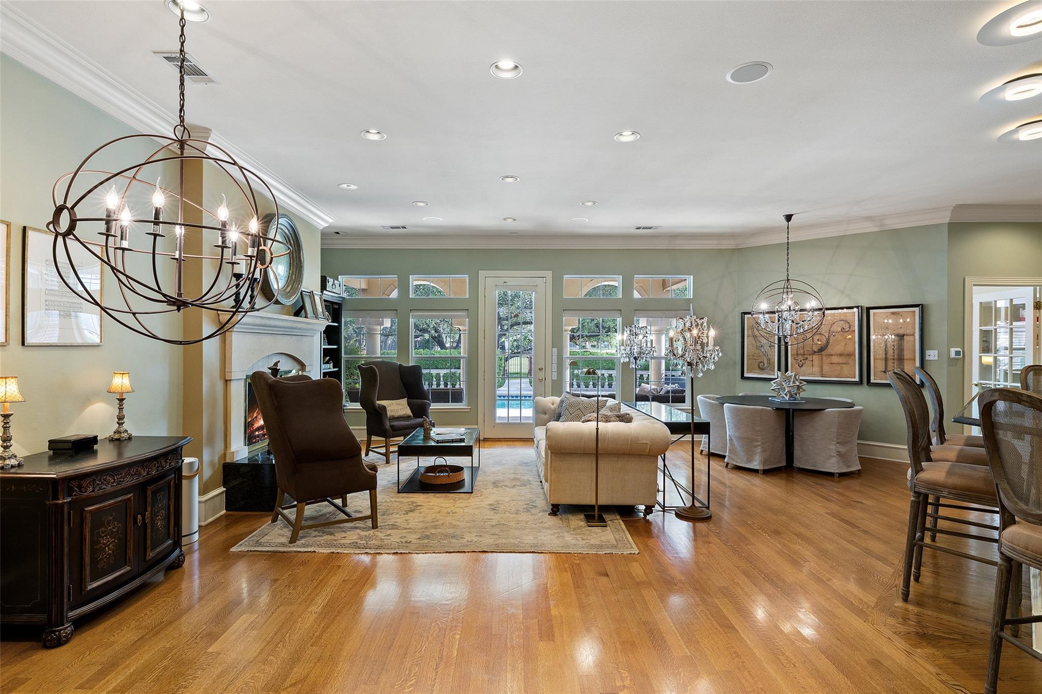 118 Lido St, Austin, TX 78734