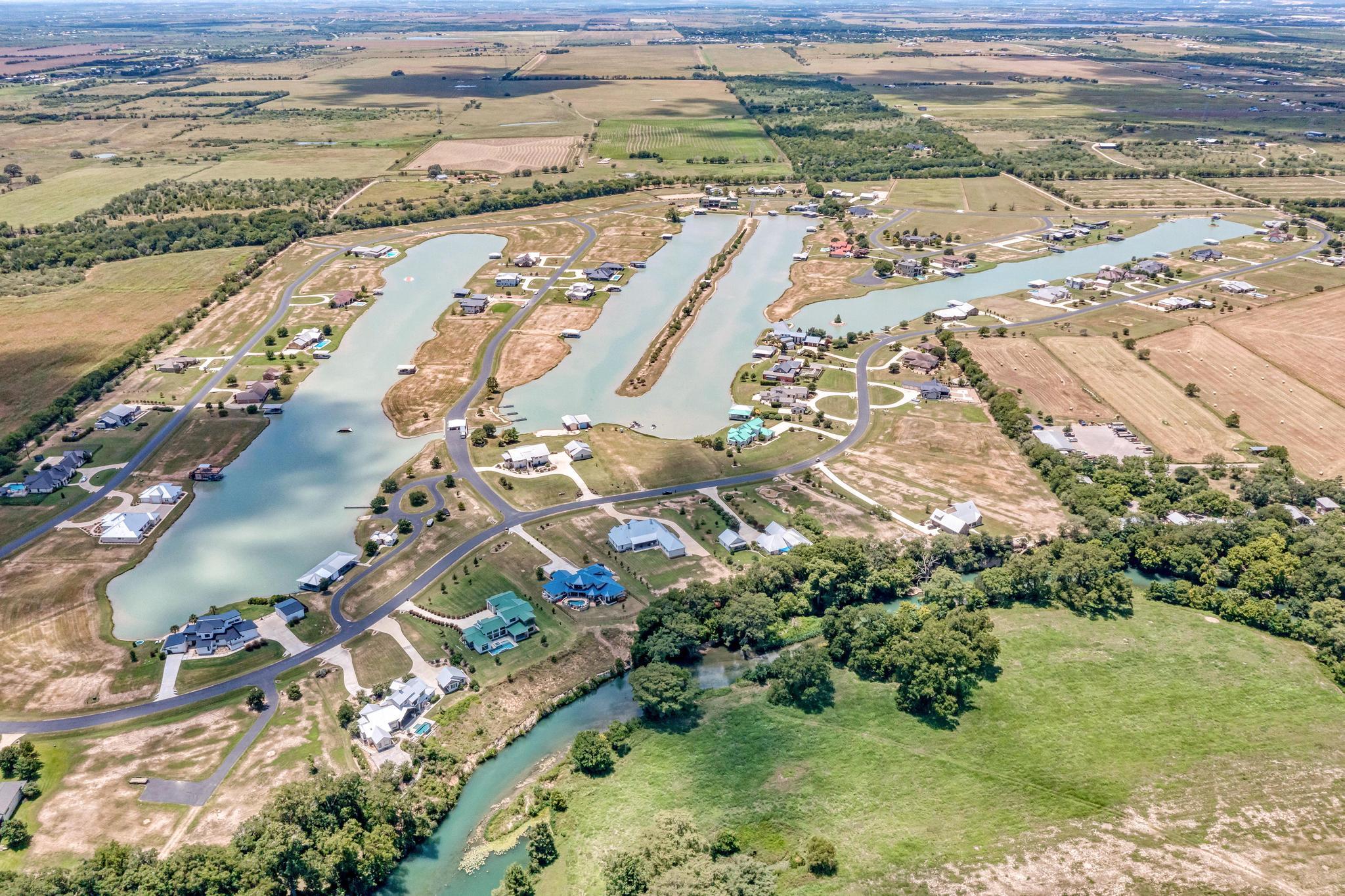 108 River Lakes Lane, Martindale, TX 78655